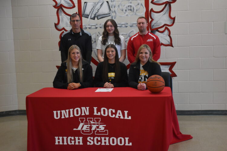 Union Local's Vinskovich Signs With West Liberty Women's Basketball